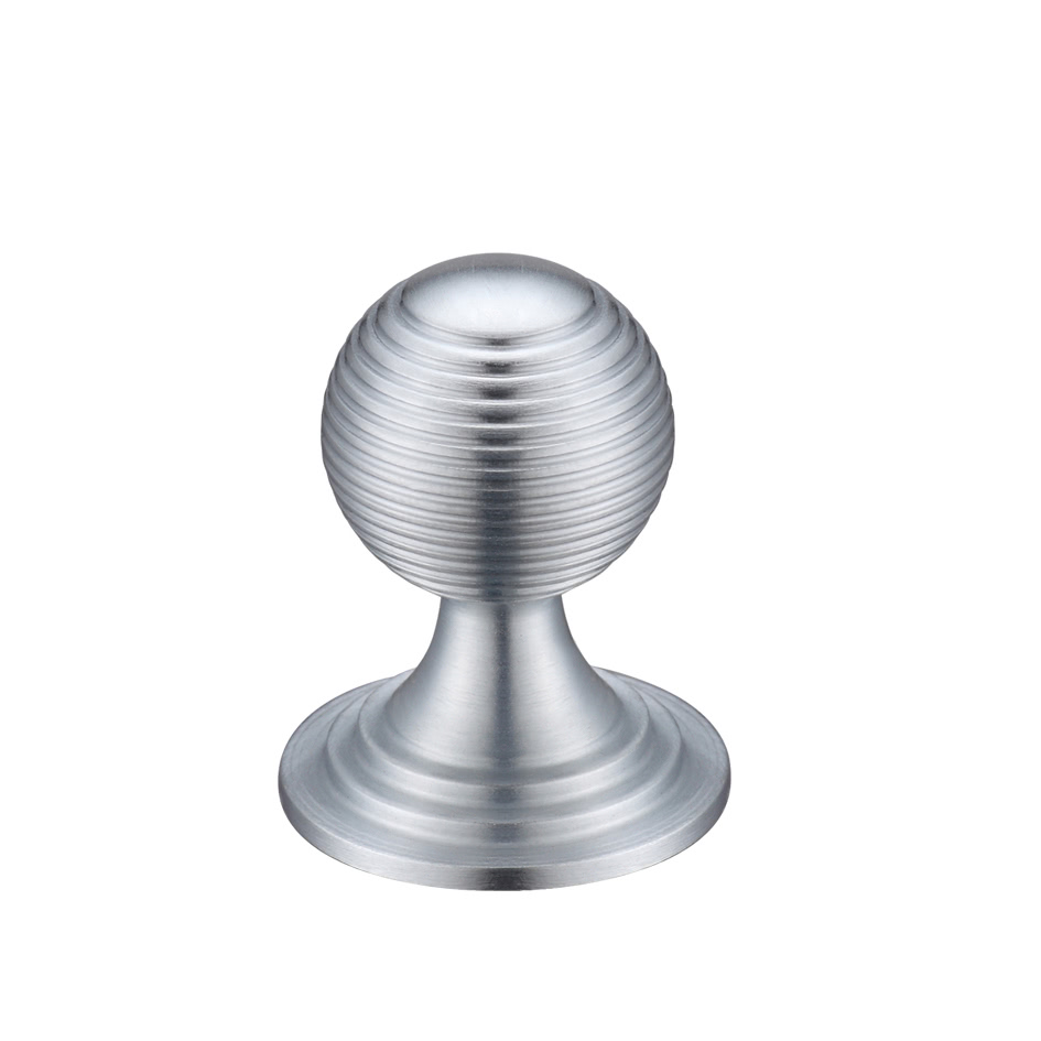 Queen Anne Ringed Knob 32mm rose dia.